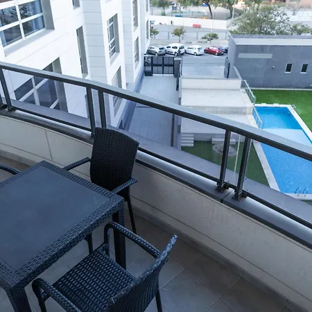 Guillman Aparthotel