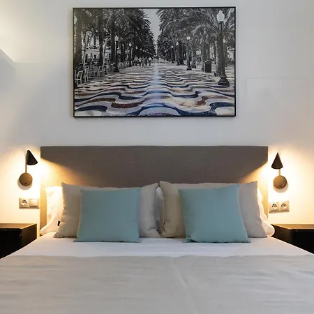 Guillman Aparthotel *